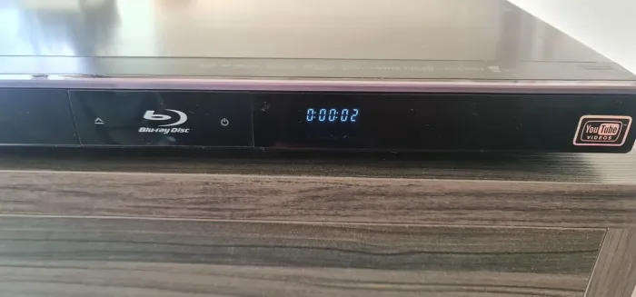 Blue Ray LG