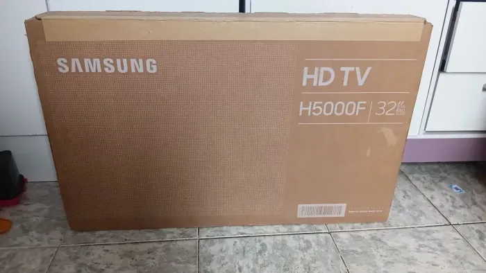 Sansung smart 32" lacrada