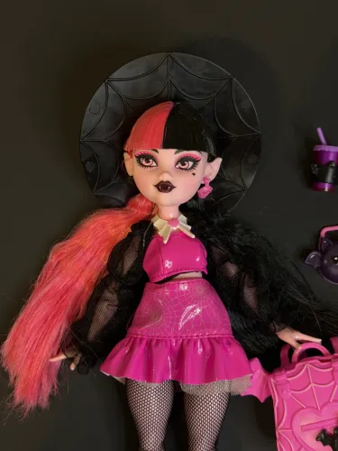 Monster High G3 Core Refresh Draculaura