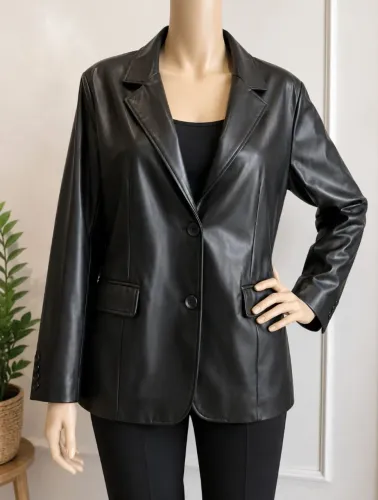 Casaco feminino couro
