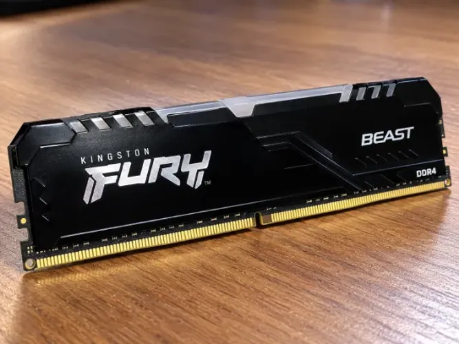 Memória Kingston FURY Beast RGB 32GB DDR4 2666MHz com defeito