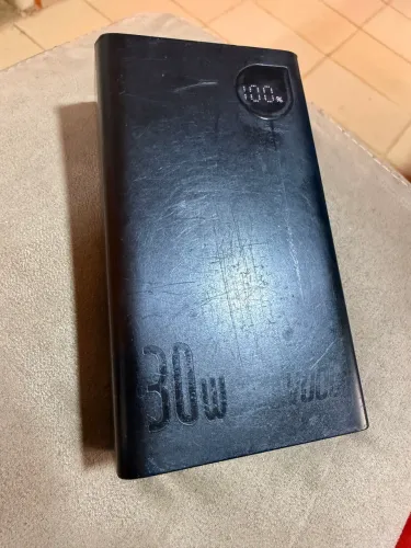 Carregador portátil Baseus 30w e 10.000 turbo