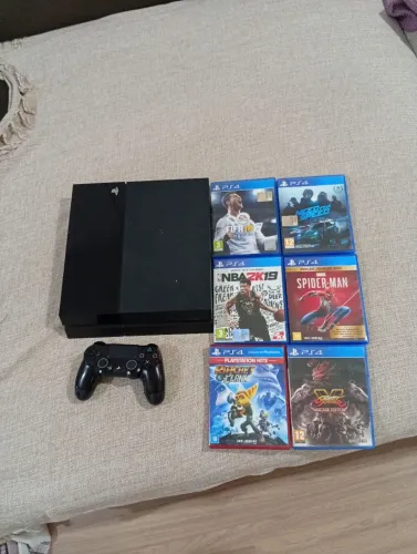Vendo PS4 FAT