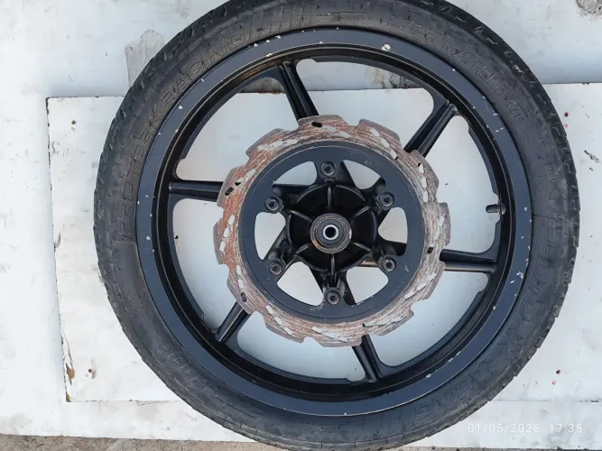 Roda dianteira dafra apache 150