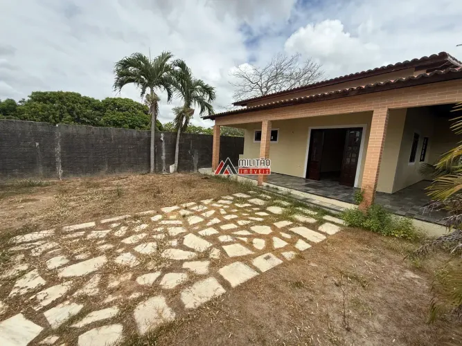Linda casa em condomínio para venda 135m2 com 4 quartos no Camará - Aquiraz - CE