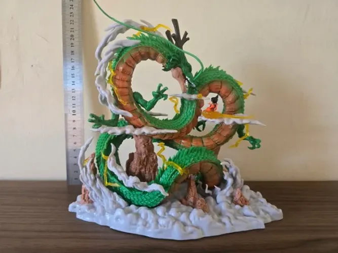 Miniatura Dragon Ball Shenlong e Goku