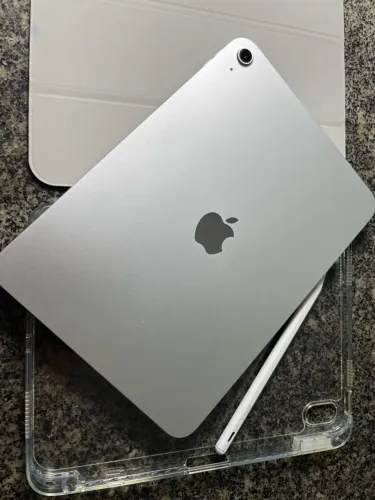 Vendo IPad 11 A16 128gb