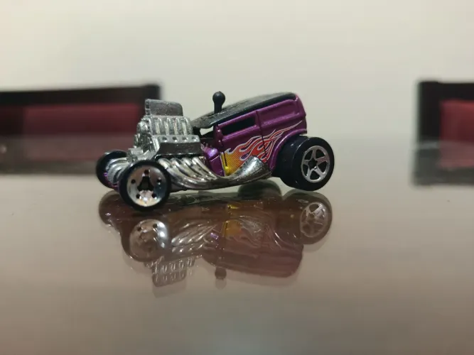 Miniatura Hot Wheels Shift Kicker