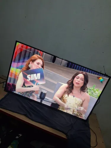 Vendo tv 32 polegadas niva