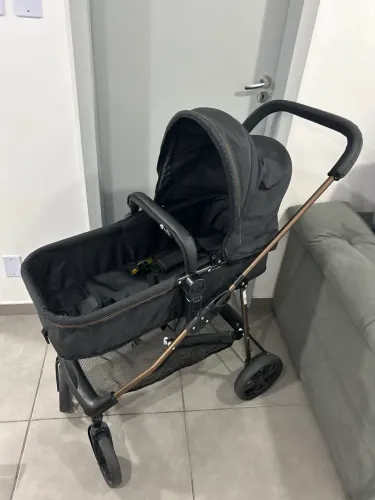Carrinho de bebê 3 em 1