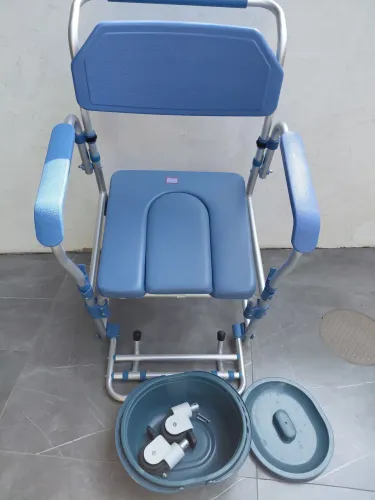 Cadeira para idoso nova