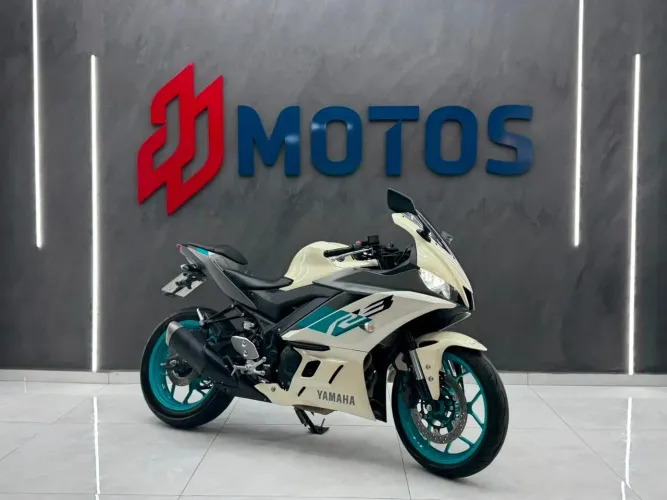 YZF R-3 321 BRANCA 2024/2025