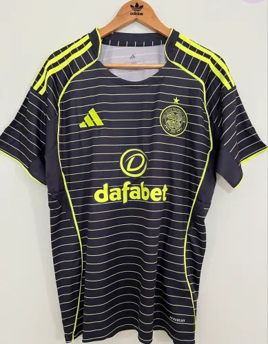 Camisa Celtic da Escócia 2025/26 (Pronta Entrega)