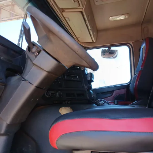Volvo FM 460 6x4R Caçamba 2015/2016 - Excelente oportunidade!