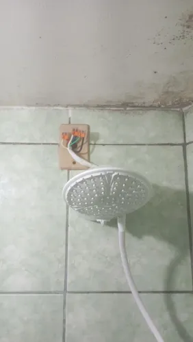 Eletricista 24horas chuveiro curto ventilador de teto tomadas Reparos em geral 