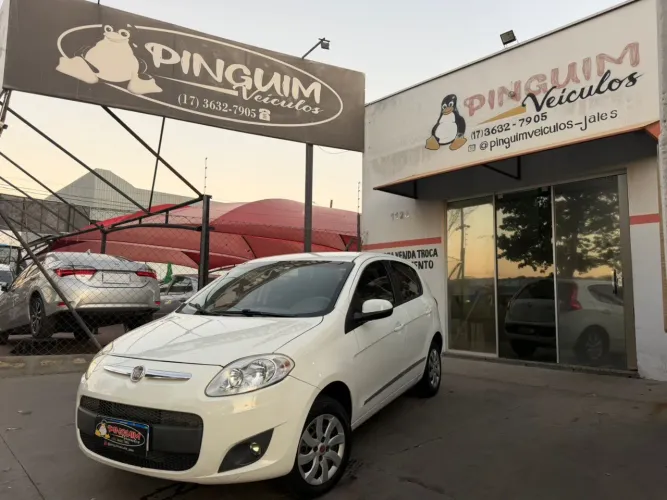 Fiat Palio Attractive 1.0 EVO Fire Flex 8V 5P 2013
