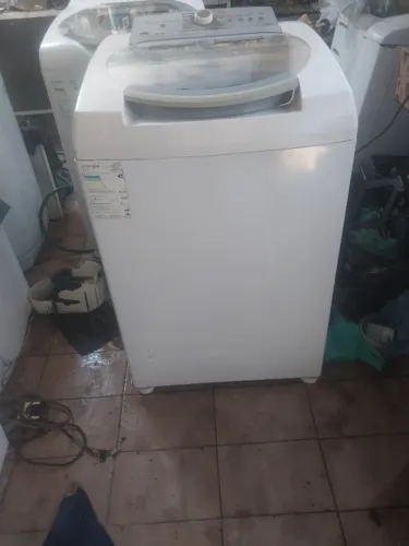 Vendo máquina de lavar roupas Brastemp 11k ative funcionando perfeitamente