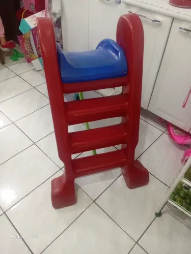 Escorregando infantil