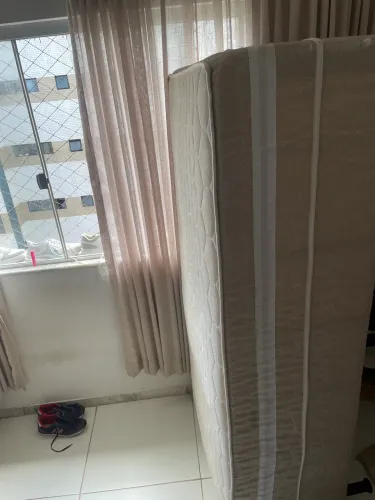 Cama de solteiro em perfeito estado! Com entrega grátis até 8 kilometros!!