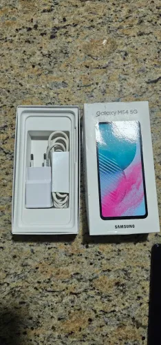 Celular M54 5G Samsung  256GB 8GB RAM TOP SEMI NOVO NUNCA ABERTO!