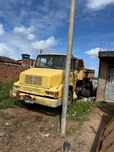Vendo ou troco  caçamba Mercedes 1218