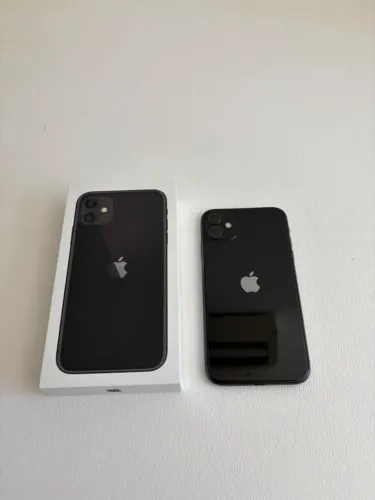 iPhone 11 - 64 GB - Bateria 73%