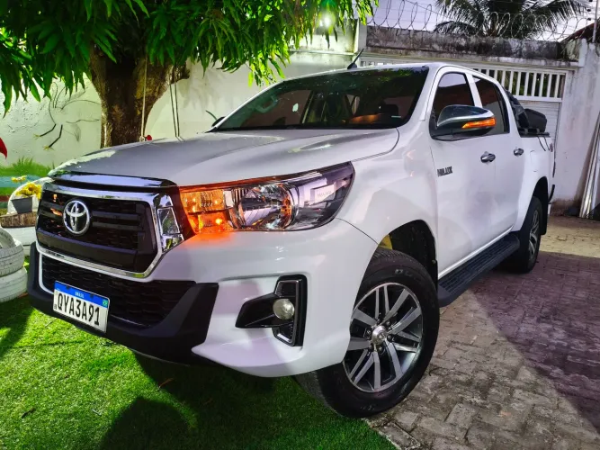 Toyota Hilux CD 4X4 2.8 Diesel Mec. 2020