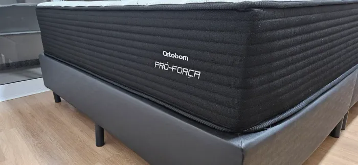 Cama box queen - Ortobom (excelente estado, uso 4 meses)