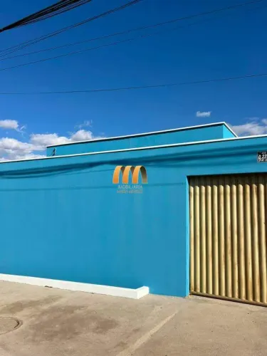 Casa residencial com 3 quartos e suíte para aluguel no Bairro De Lourdes, em Anápolis