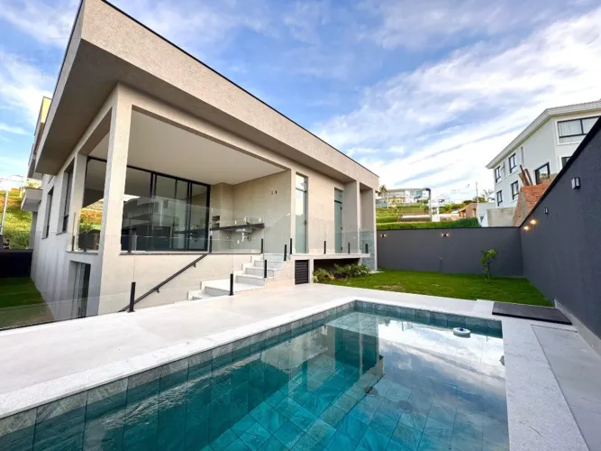 CASA RESIDENCIAL em VESPASIANO - MG, GRAN PARK