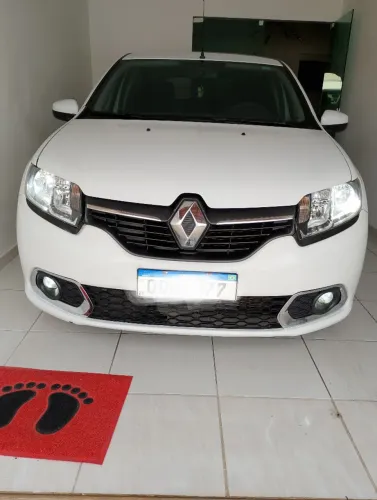 Sandero Renault Branco 