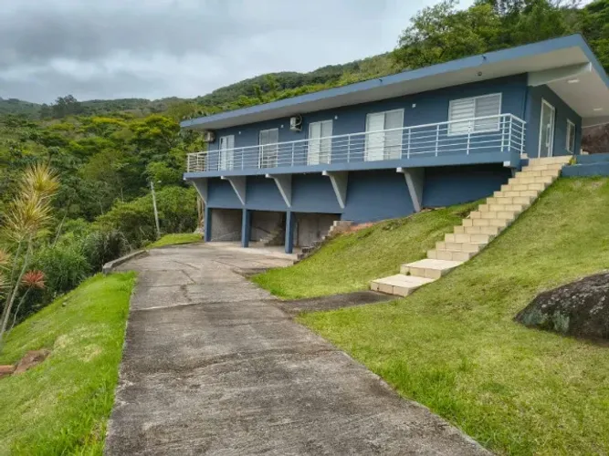 Casa linda no Macacu, 3 quartos - Aluguel anual