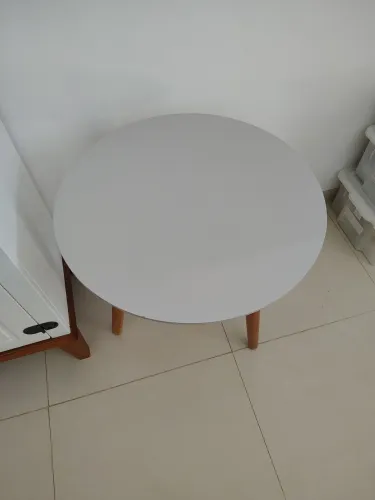 Mesinha lateral ou de cabeceira