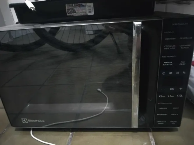 Lote Desapego : Geladeira + Micro-ondas 220v + Fogão + Bicama - Ótimo Estado! R$3.000
