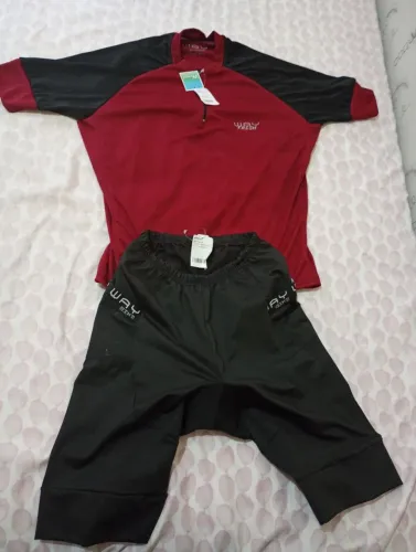 Kit camisa e bermuda ciclista