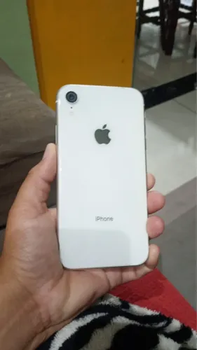 Tropo iPhone XR por iPhone 11 e volto um dinheiro