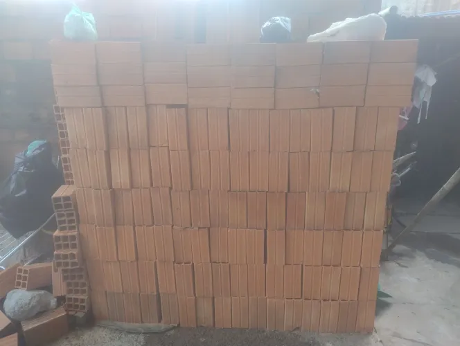 Vende-se 240 Blocos