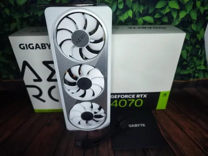 PLACA DE VÍDEO GIGABYTE RTX 4070 AERO OC 12GB