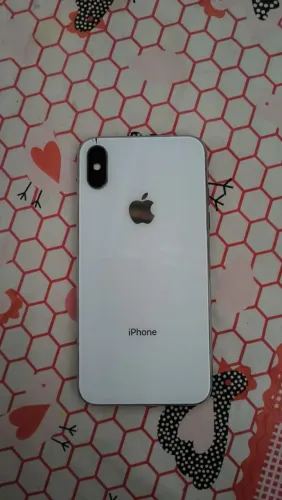iPhone X usado com face ID com problema mas o resto está normal tirando a bateria trocada