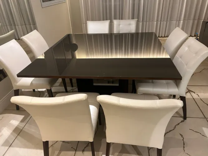 Mesa 1,60 X 1,60, 8 lugares