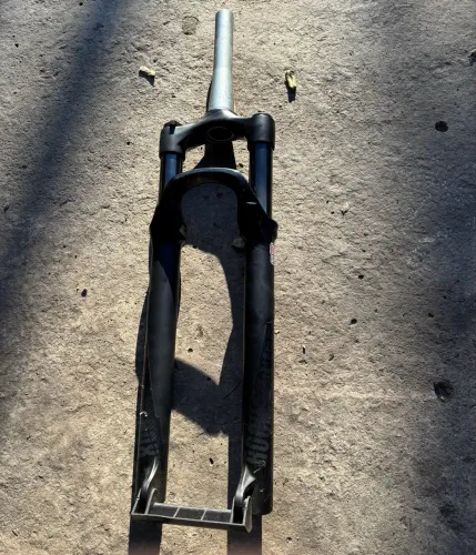 SUSPENSÃO ROCKSHOX ARO 29