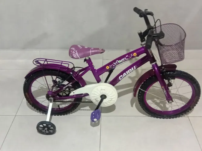 Bicicleta infantil aro 16 com cestinha 