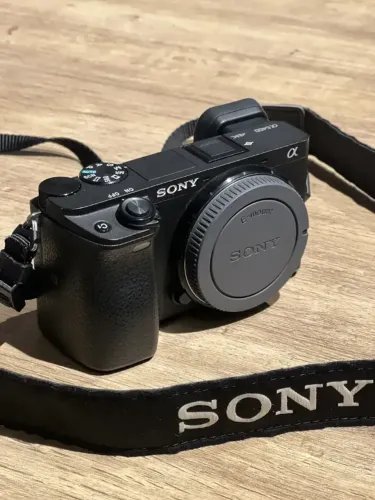 Sony Alpha 6400 Ilce-6400 + 2 Baterias e Carregador