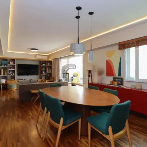 Apartamento mobiliado à venda em Pinheiros, 3 quartos, 1 suíte e 2 vagas de garagem