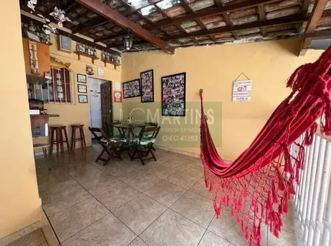 Casa geminada, 3 quartos, 1 suite, 3 vagas - Planalto - BH