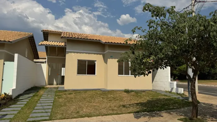 Casa em Condominio Aroeira - Jardim Guanabara