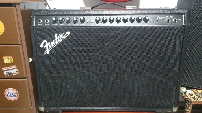 Amplificador fender guitarra