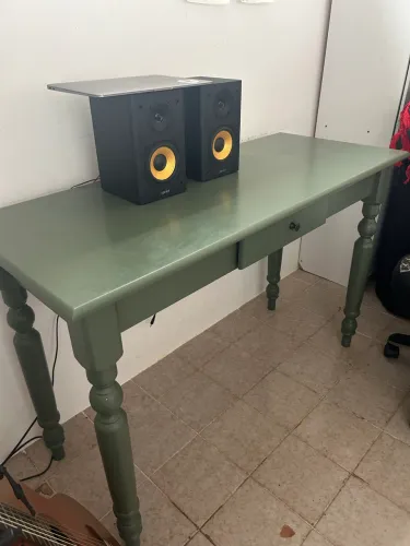 Escrivaninha nova verde sálvia