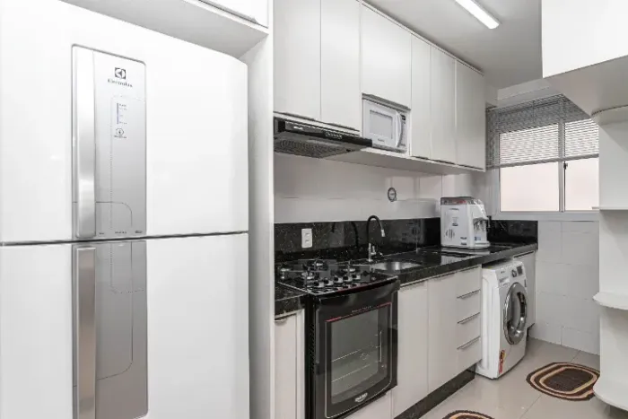 Vendo apartamento totalmente mobiliado.