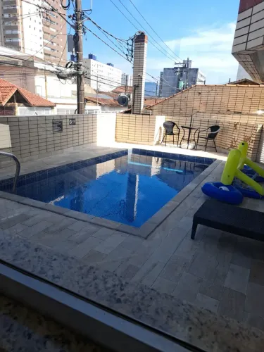 Apto 2 dormitórios 1 suite 1 banheiro social, 1 vaga garagem, piscina, bicicletario.